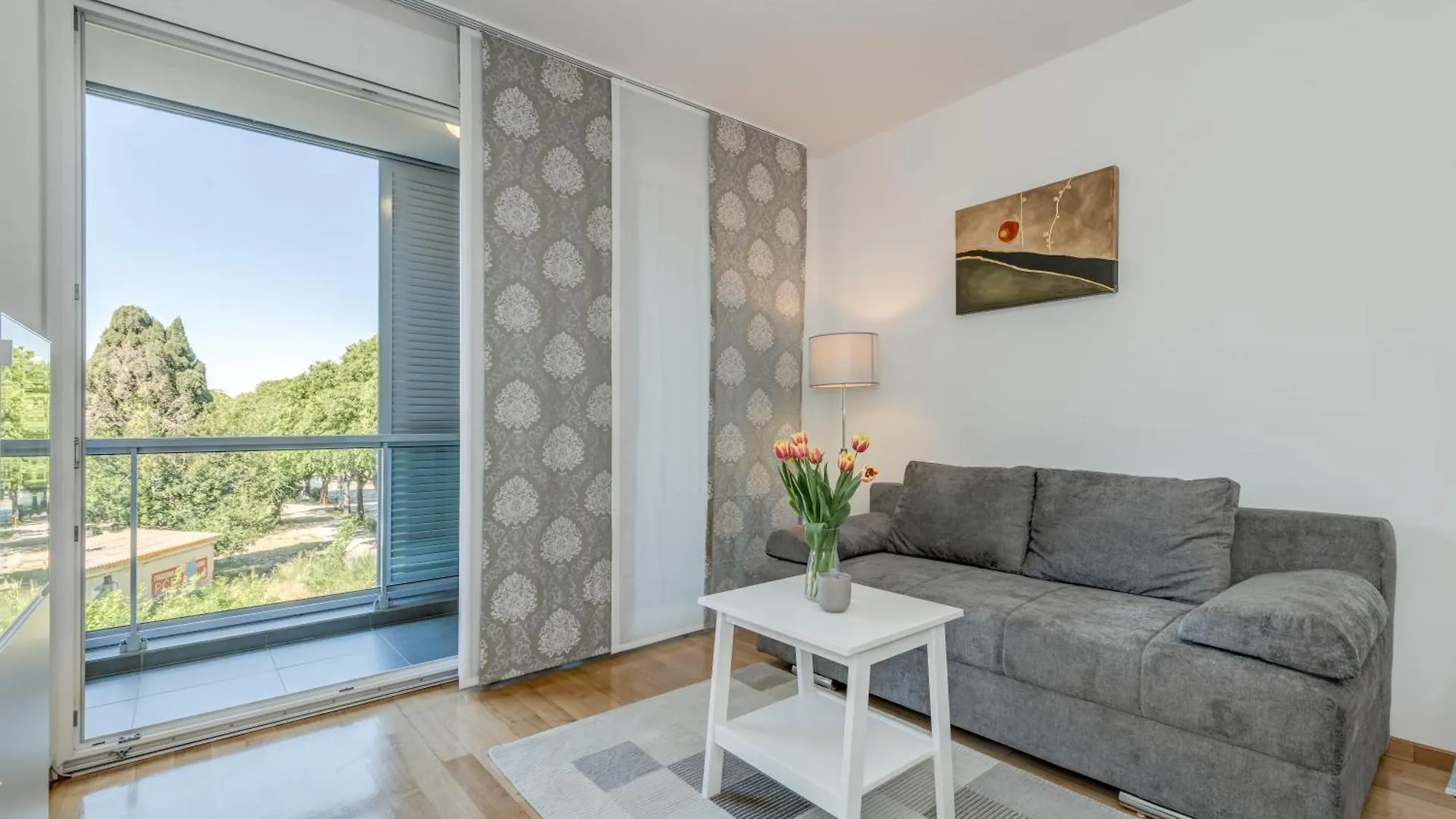 Lct Harmony Apartment Сплит