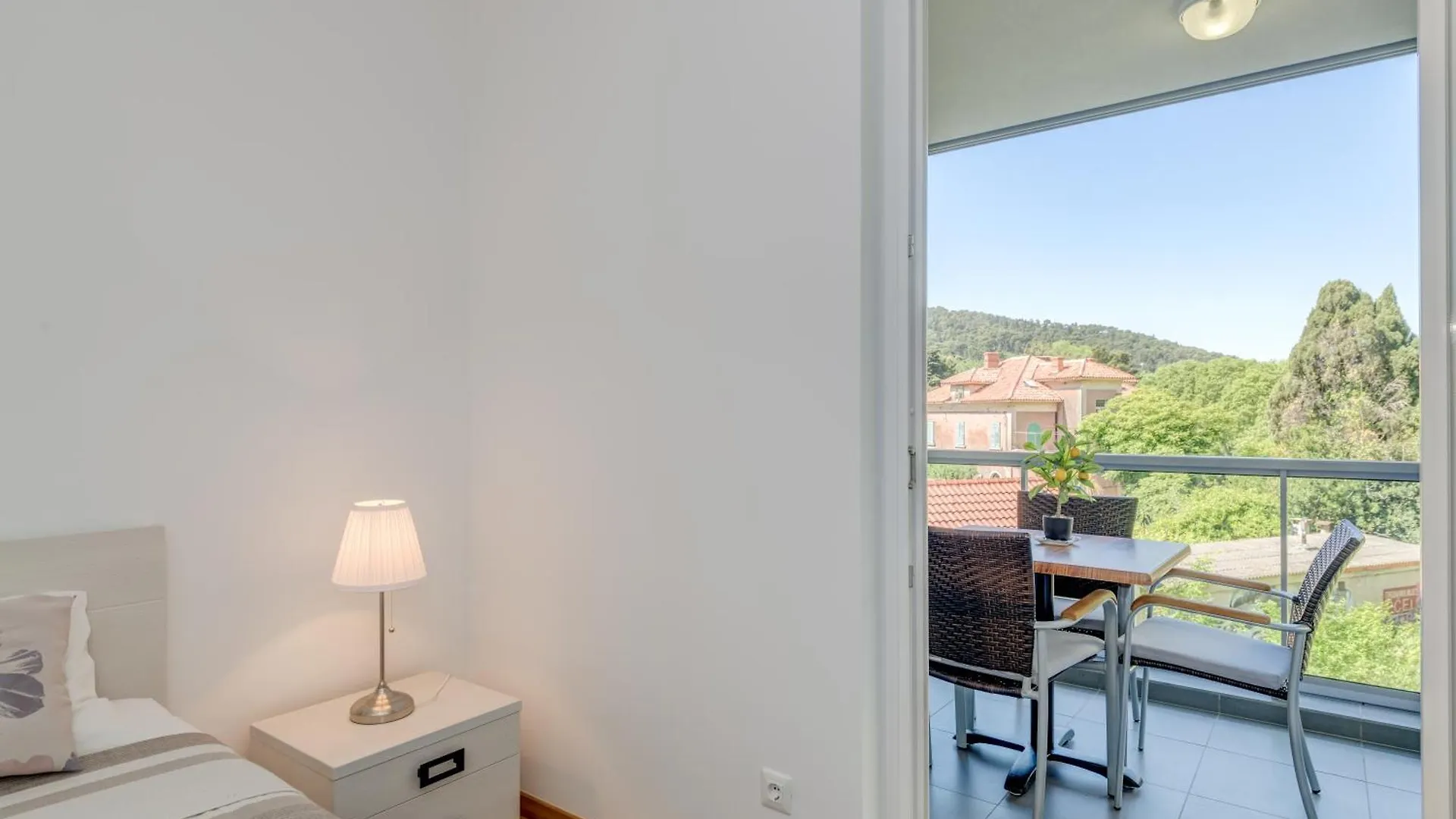 Lct Harmony Apartment Сплит